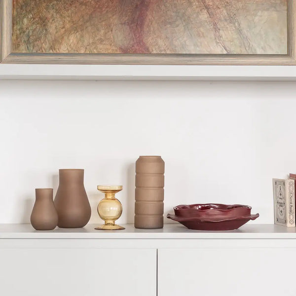 Decorative brown satin ribbed glass vase H25 cm