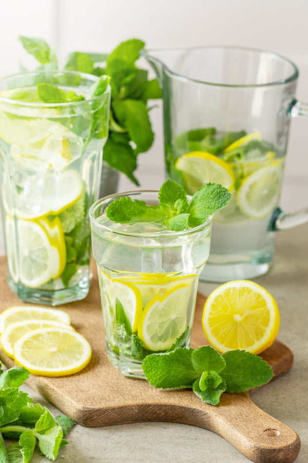 Szklanka z wzorkami longdrink na napoje