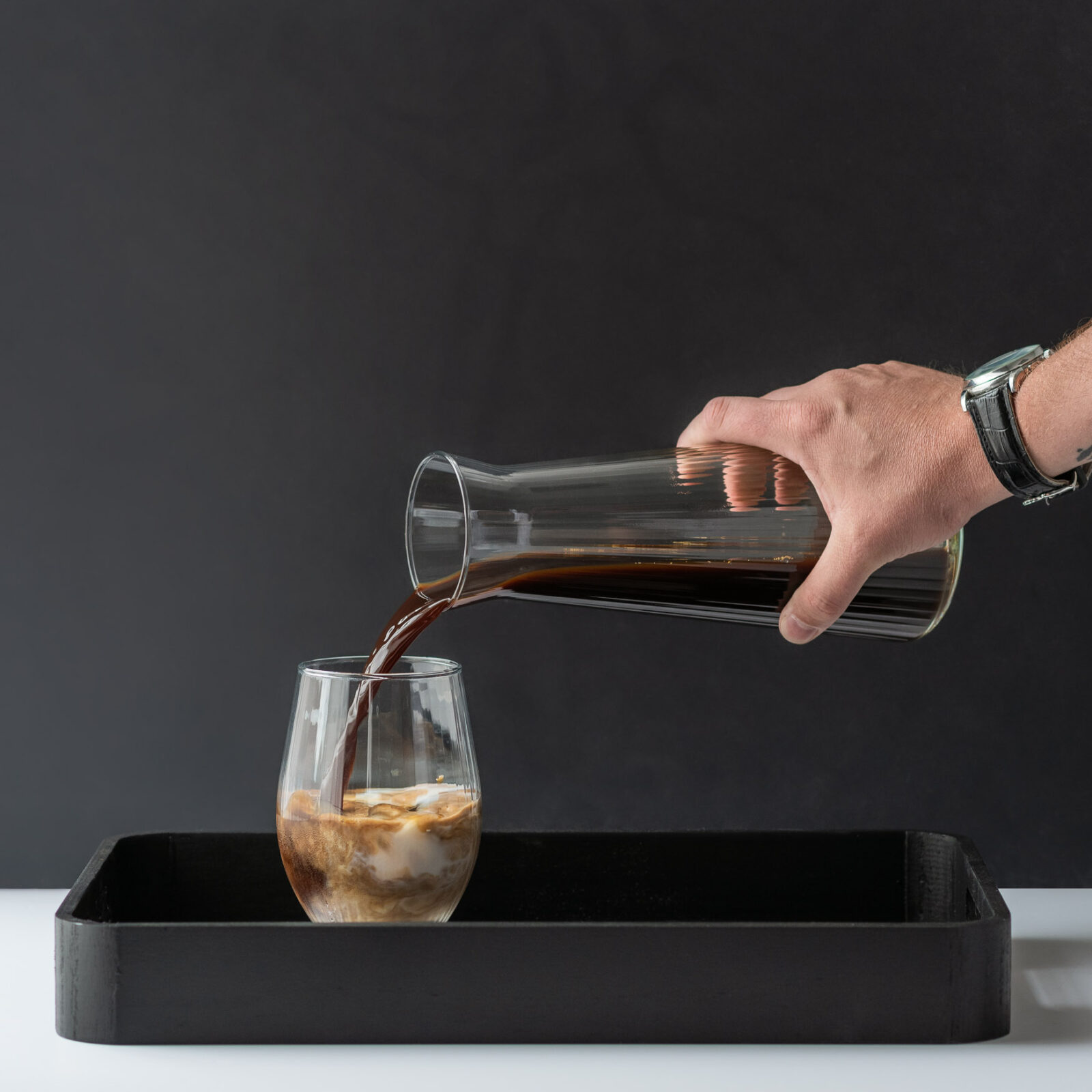 Prążkowana szklanka do kawy