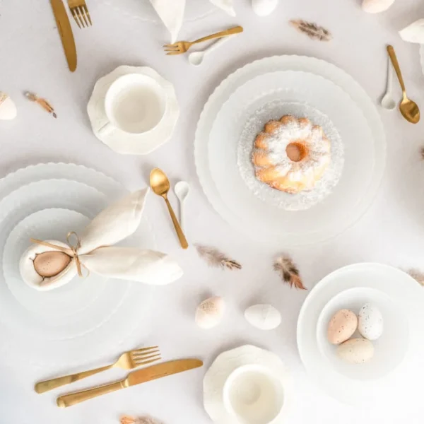 Podtalerz szklany ELEGANCE biały 32 cm