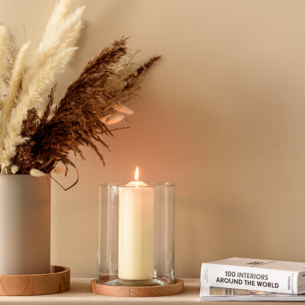 Świecznik szklany wazon cylinder H20 z drewnianą podstawką H1,8