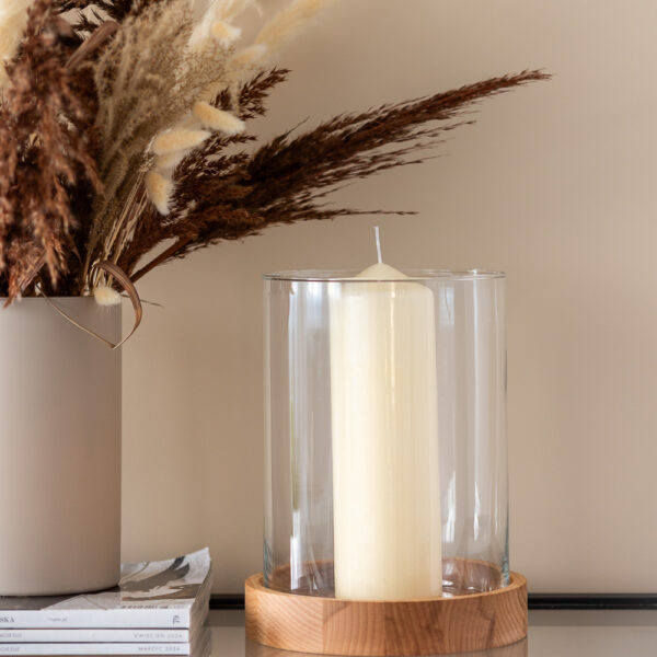 Świecznik szklany wazon cylinder H20 z drewnianą podstawką H1,8