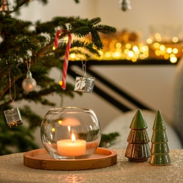 Świecznik szklany kula D8 z drewnianą podstawką