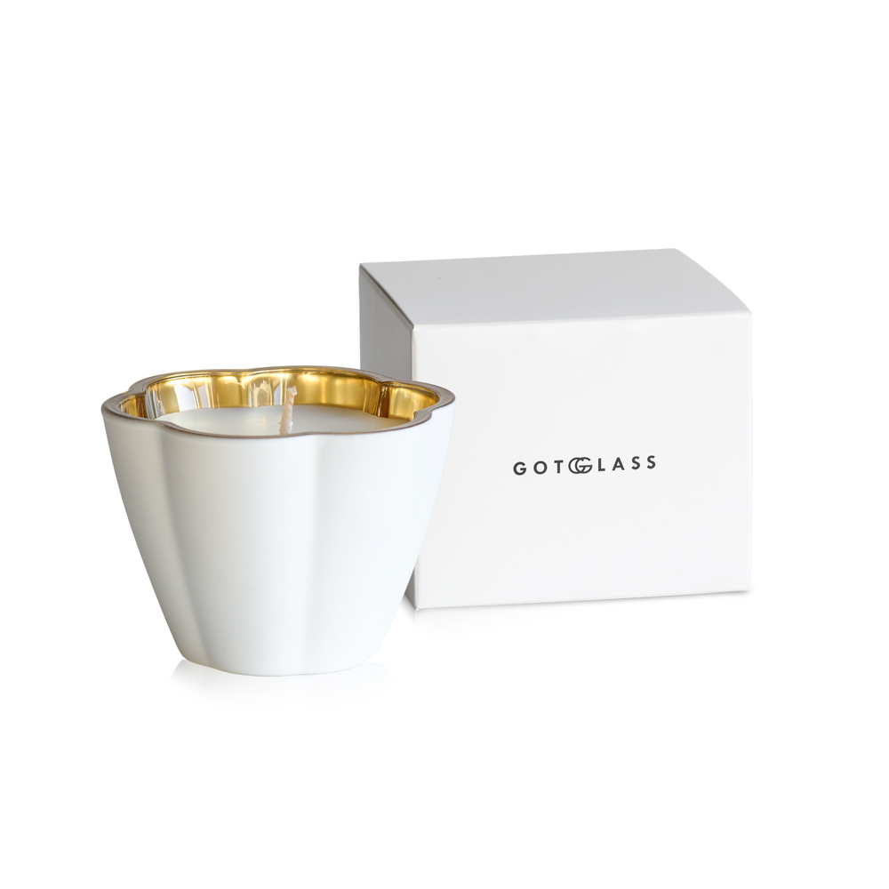 Świeca zapachowa w szkle Midnight Orchid Vanilla — 110 g