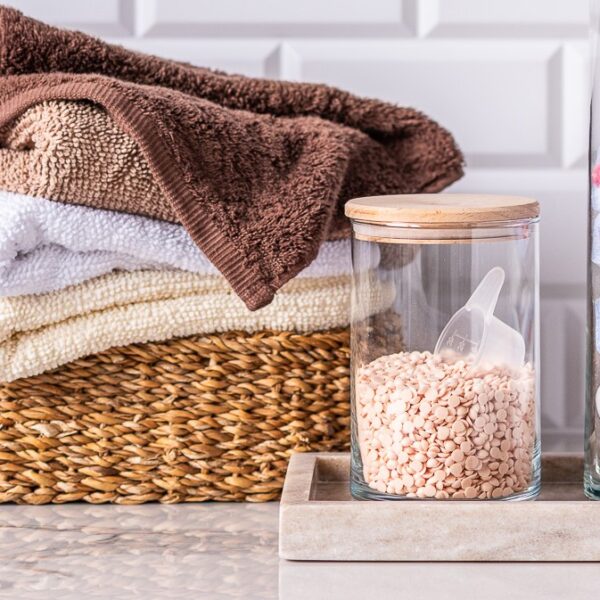 Pojemnik szklany do przechowywania PURE HOME z pokrywką drewnianą 15 cm